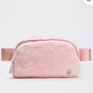 NWT Lululemon Plush Belt Bag 1L in Strawberry Milkshake